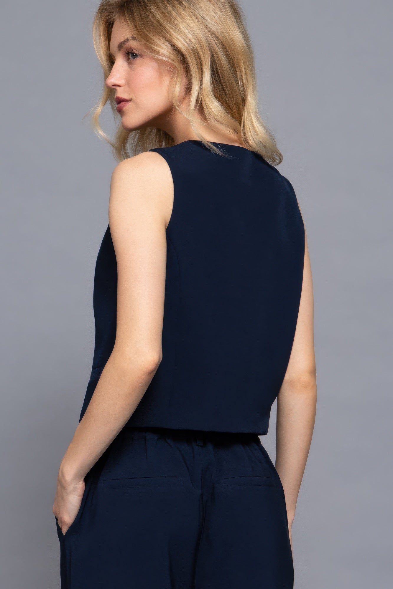Womens V-neck Front Button Vest Outwear Sleeveless Waistcoat Cardigan Top