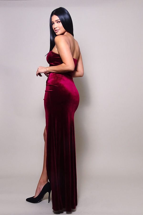 Women's Strapless Sweetheart Crossed Front Hem Slit Maxi Velvet Club Dress