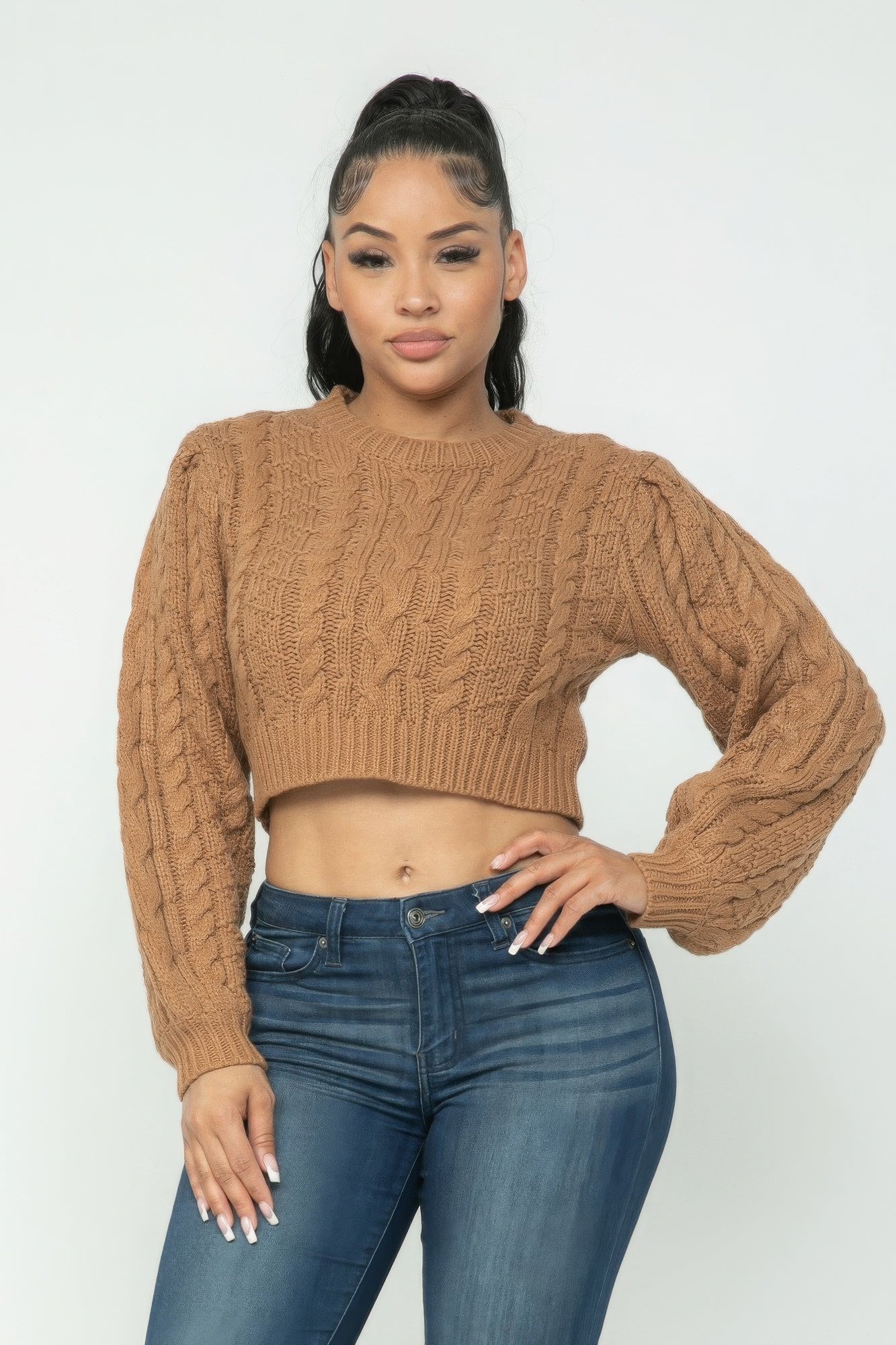 Women's Round Neck Cable Knit Pullover Sweater Long Sleeve Cropped Top