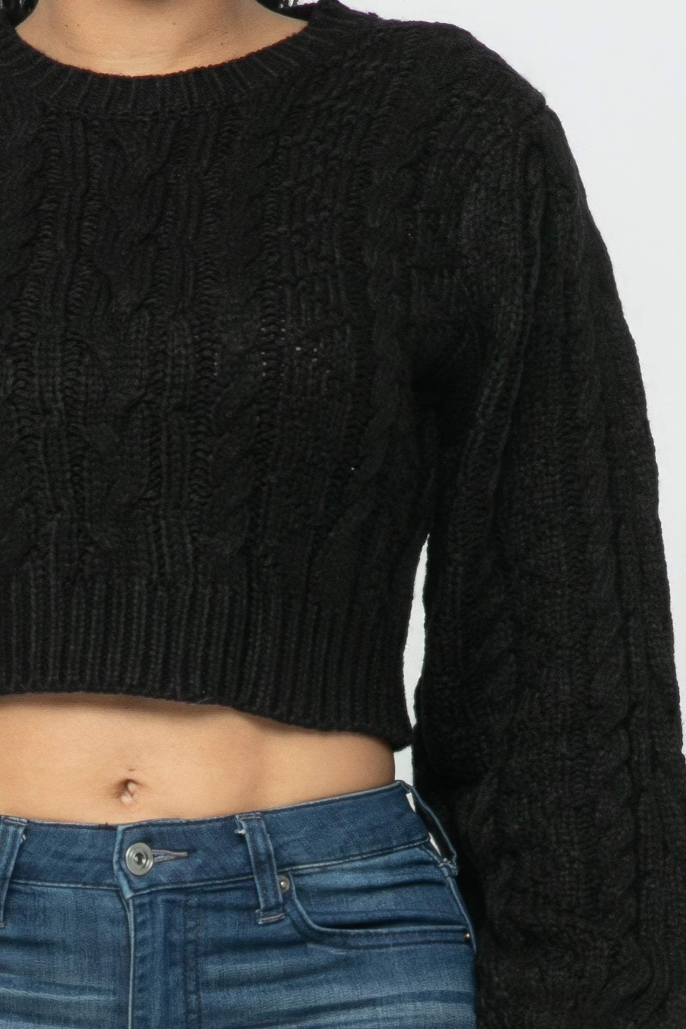 Women's Round Neck Cable Knit Pullover Sweater Long Sleeve Cropped Top
