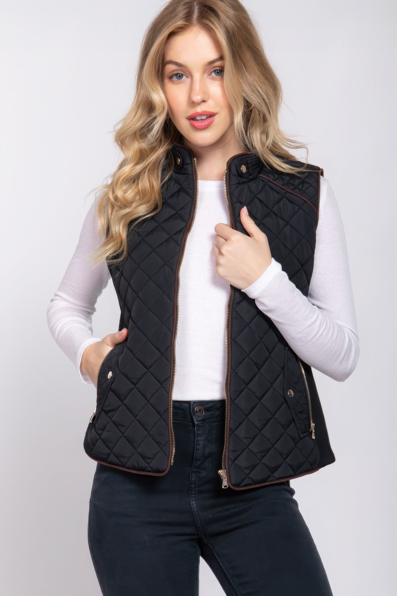 Women's Outwear Vest Stand Collar Lightweight Zip Suede Piping Quilted Vest