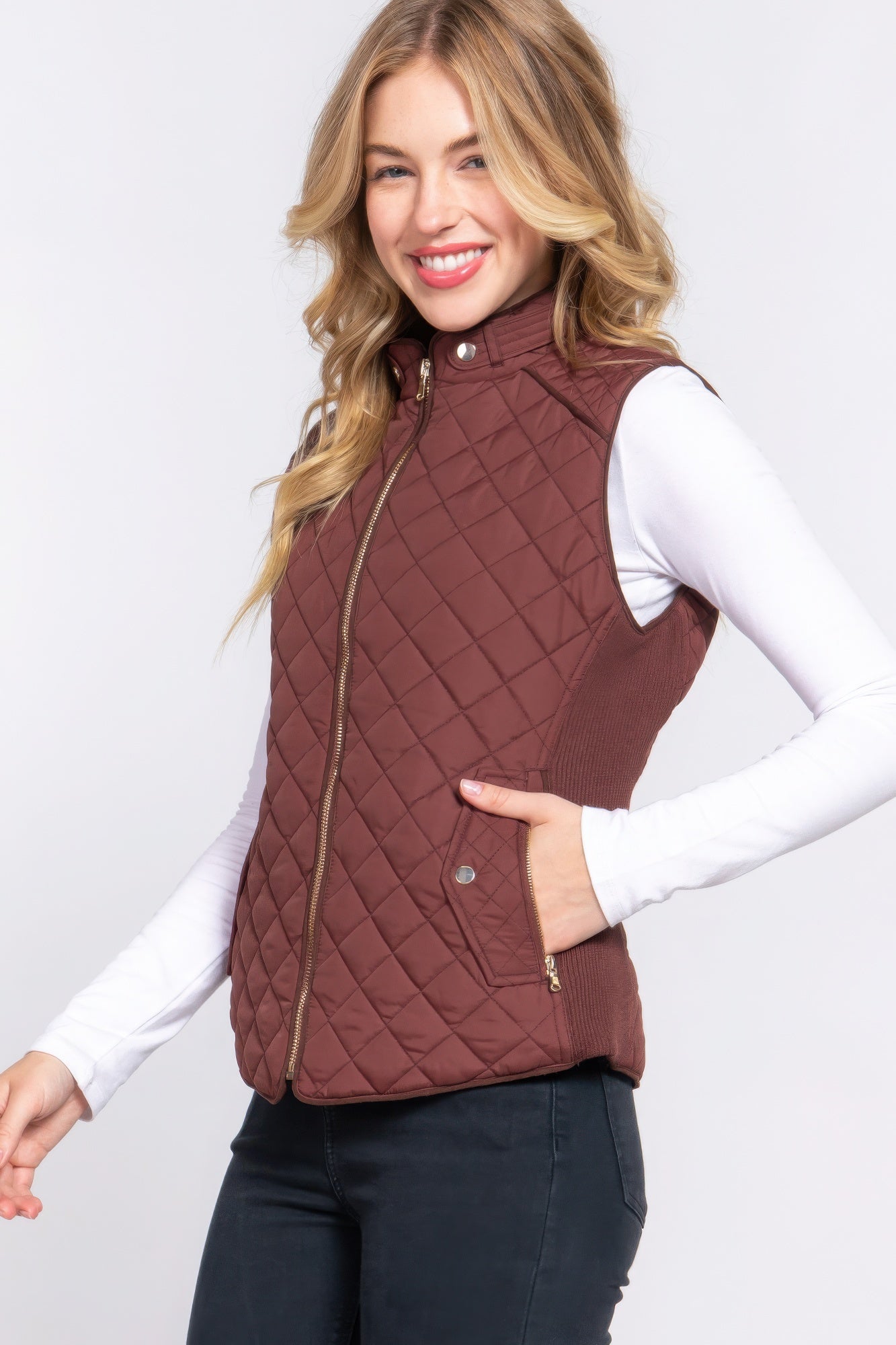 Women's Outwear Vest Stand Collar Lightweight Zip Suede Piping Quilted Vest