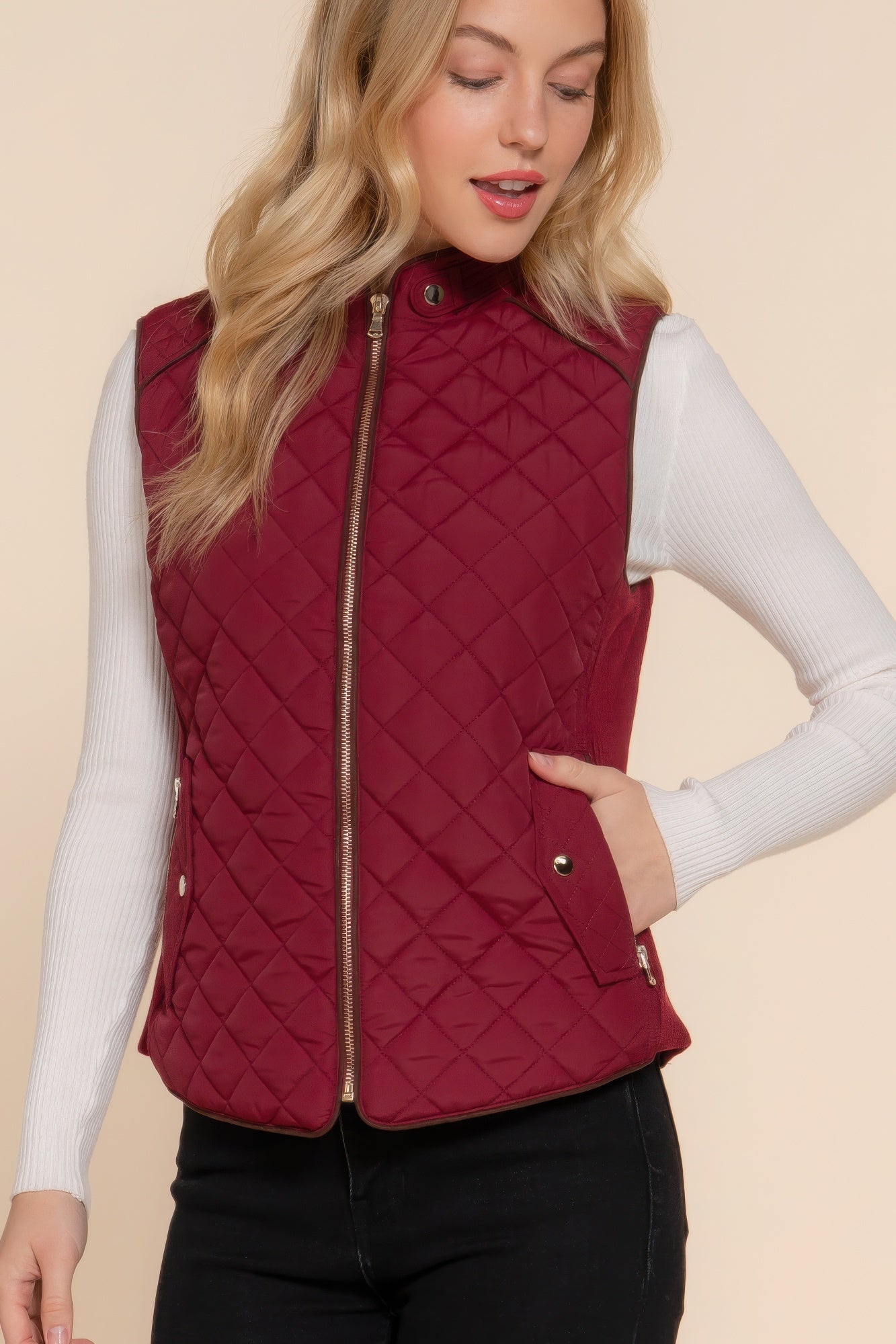 Women's Outwear Vest Stand Collar Lightweight Zip Suede Piping Quilted Vest