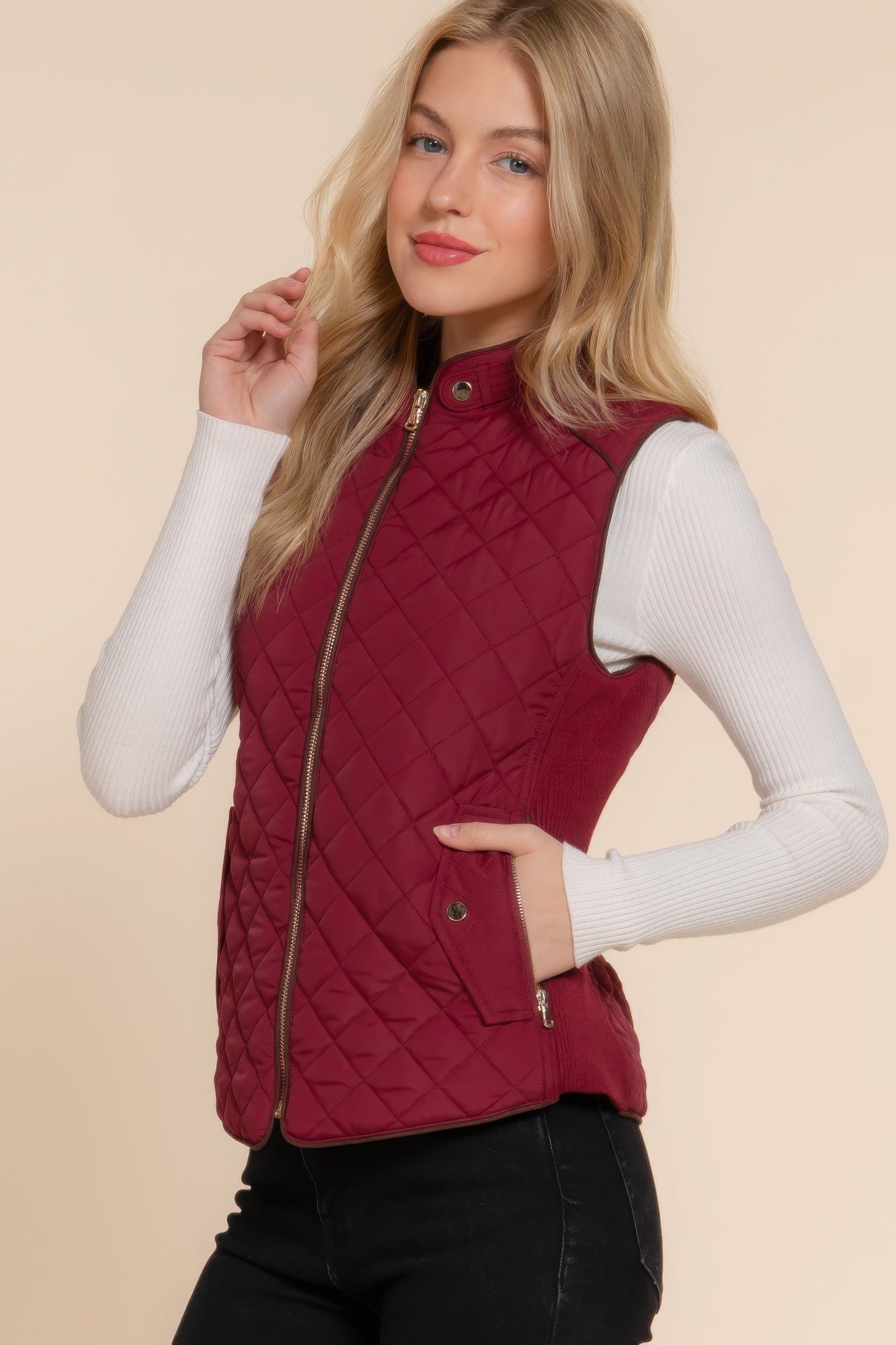 Women's Outwear Vest Stand Collar Lightweight Zip Suede Piping Quilted Vest