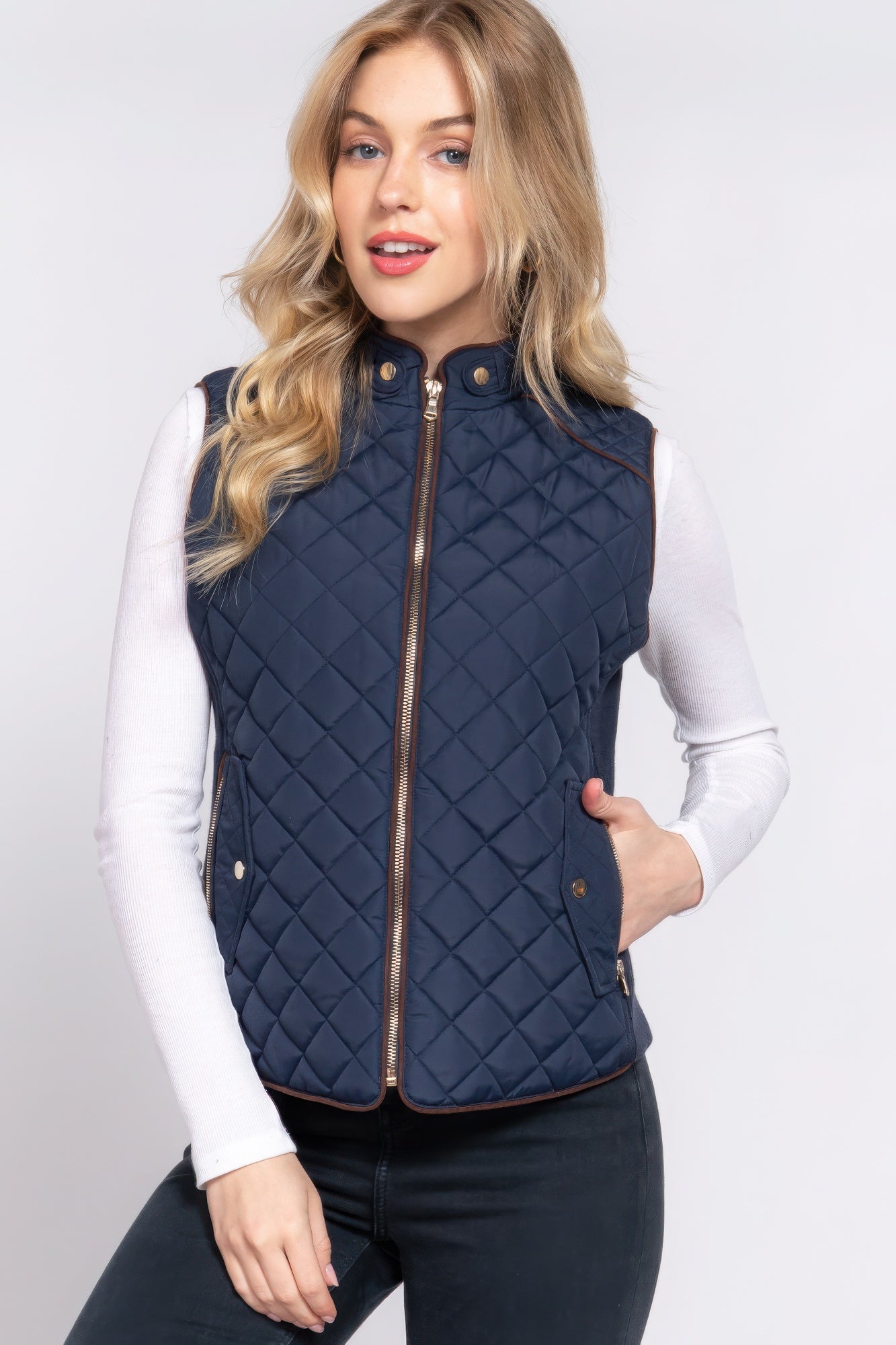 Women's Outwear Vest Stand Collar Lightweight Zip Suede Piping Quilted Vest