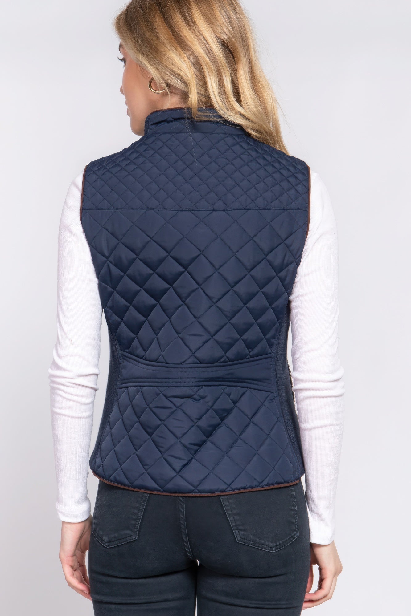 Women's Outwear Vest Stand Collar Lightweight Zip Suede Piping Quilted Vest