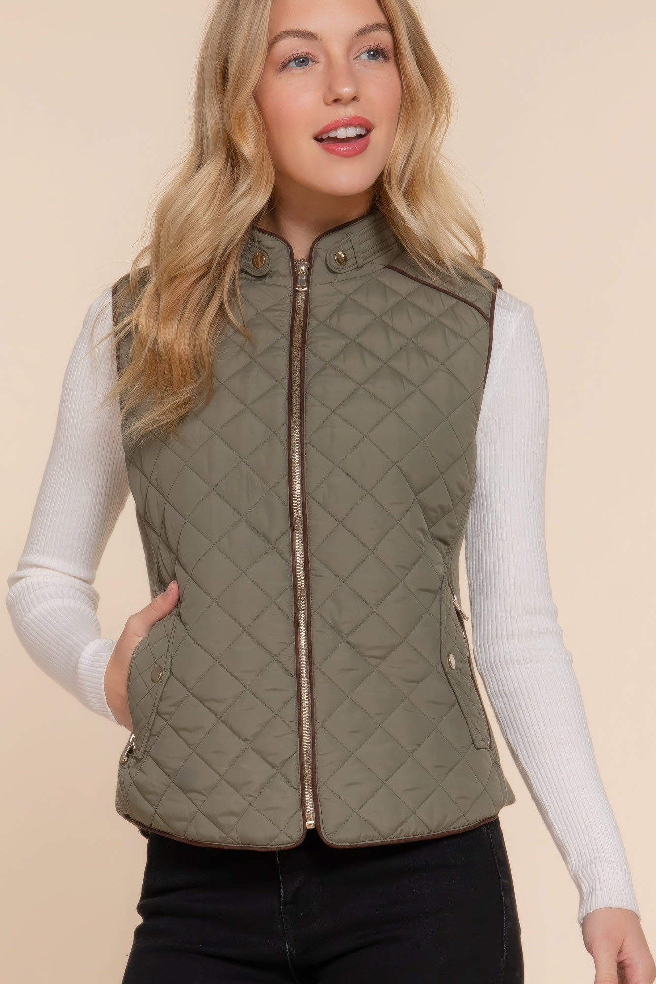 Women's Outwear Vest Stand Collar Lightweight Zip Suede Piping Quilted Vest