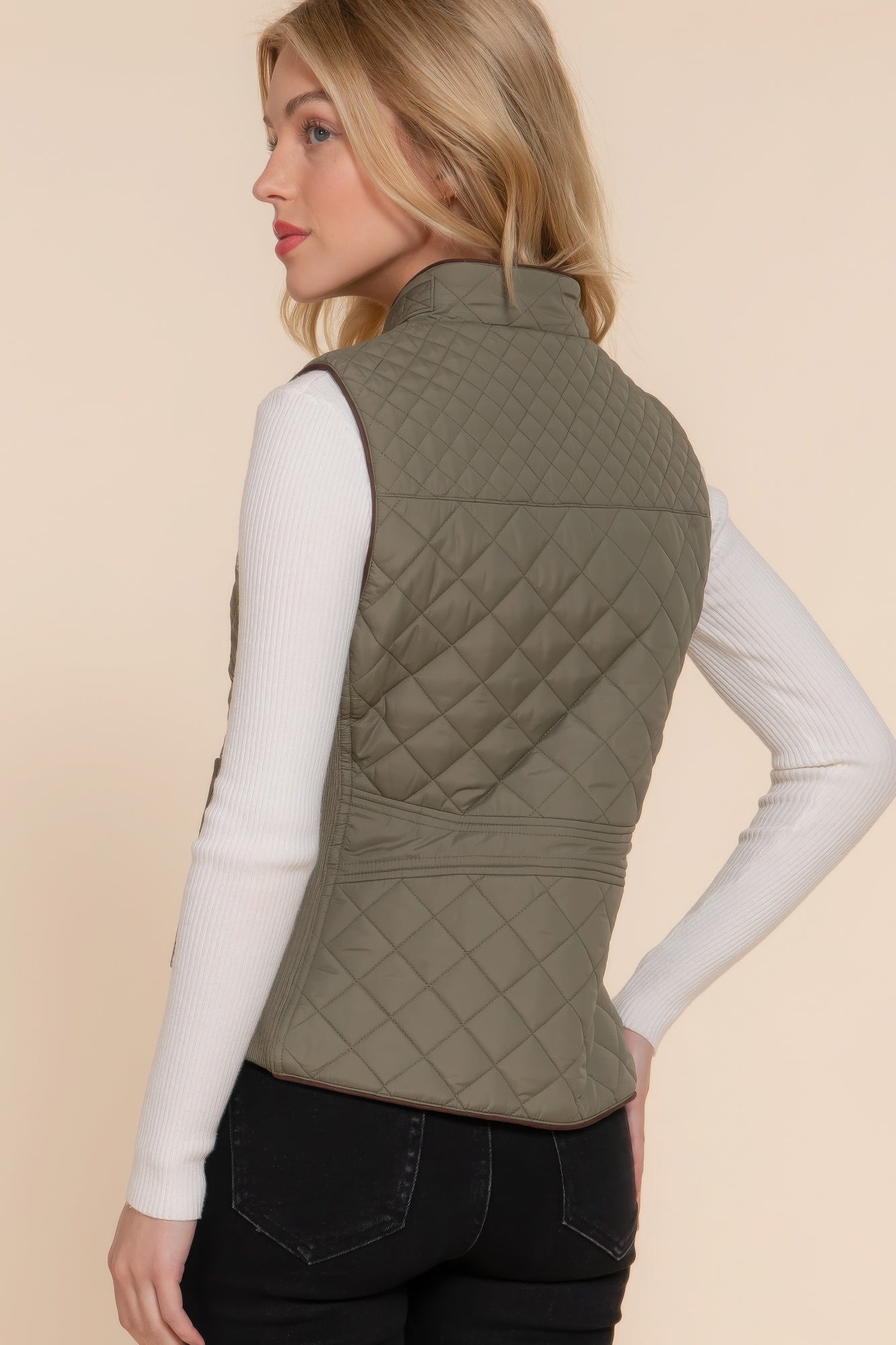 Women's Outwear Vest Stand Collar Lightweight Zip Suede Piping Quilted Vest