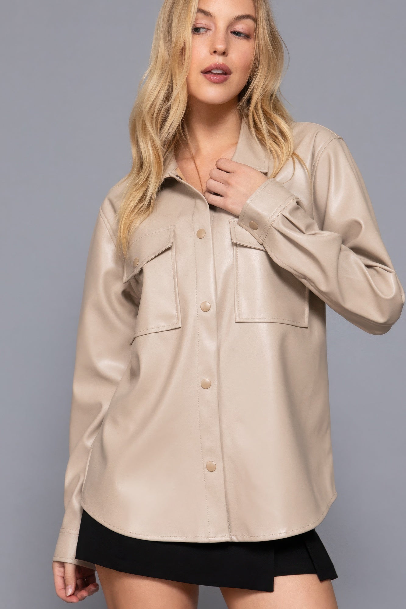 Women's Long Sleeve PU Faux Leather Shirt Jacket Pockets Loose Shacket Jacket