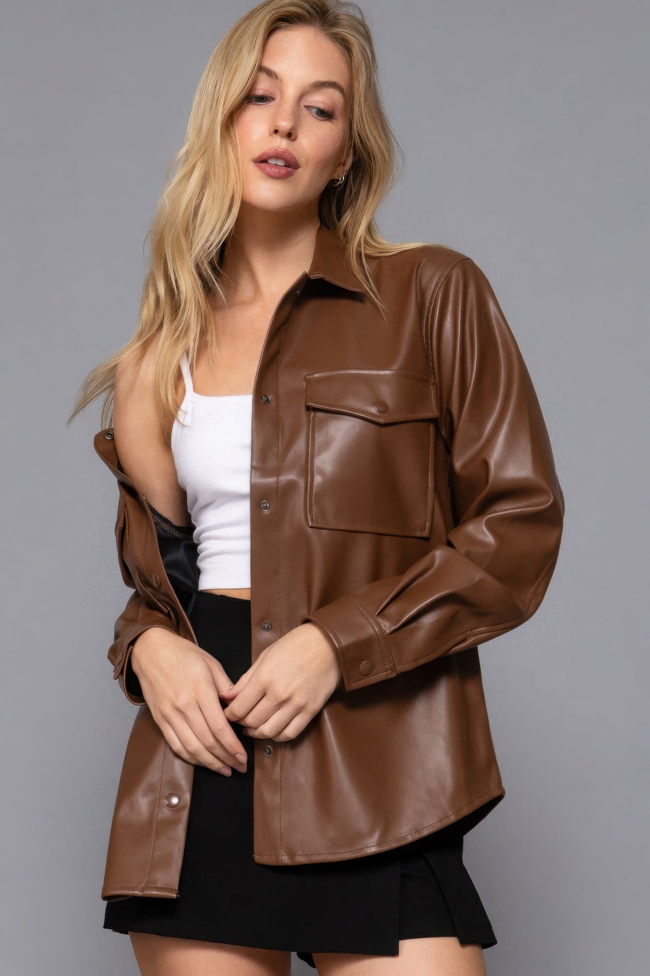 Women's Long Sleeve PU Faux Leather Shirt Jacket Pockets Loose Shacket Jacket