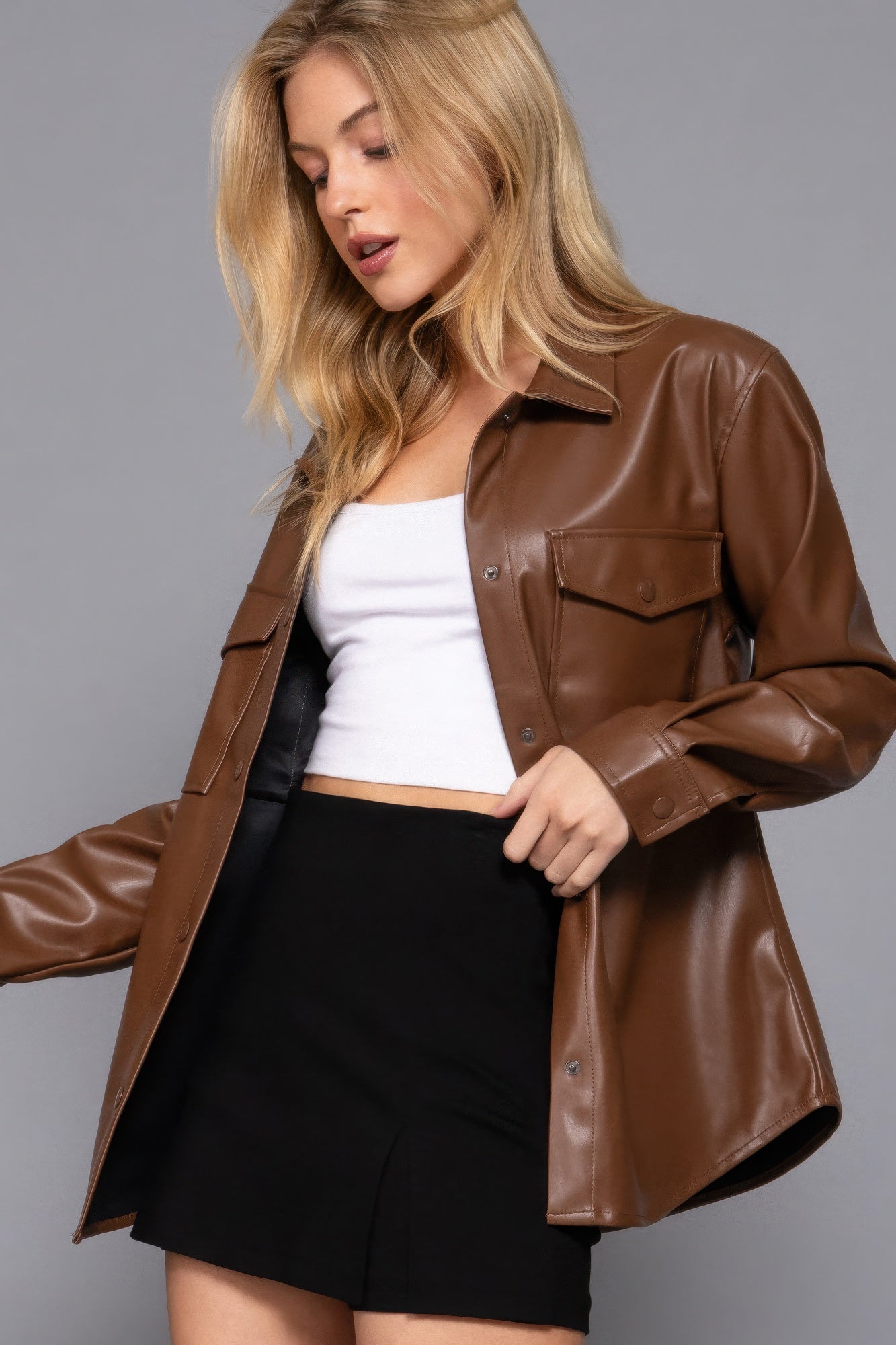 Women's Long Sleeve PU Faux Leather Shirt Jacket Pockets Loose Shacket Jacket