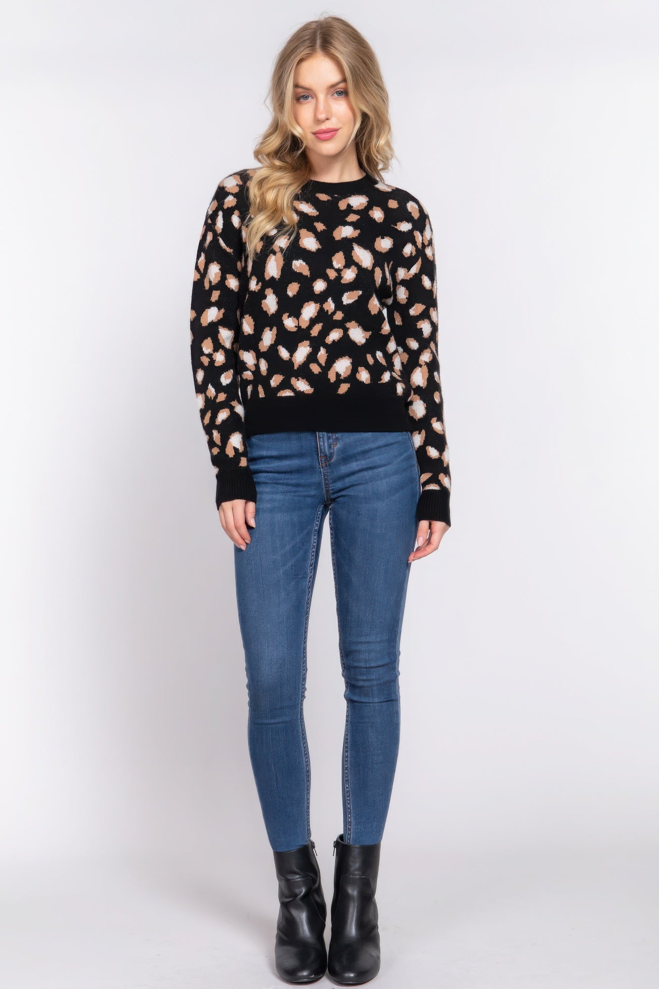 Women's Long Sleeve Crew Neck Sweater Top Animal Jacquard Printed Jumper