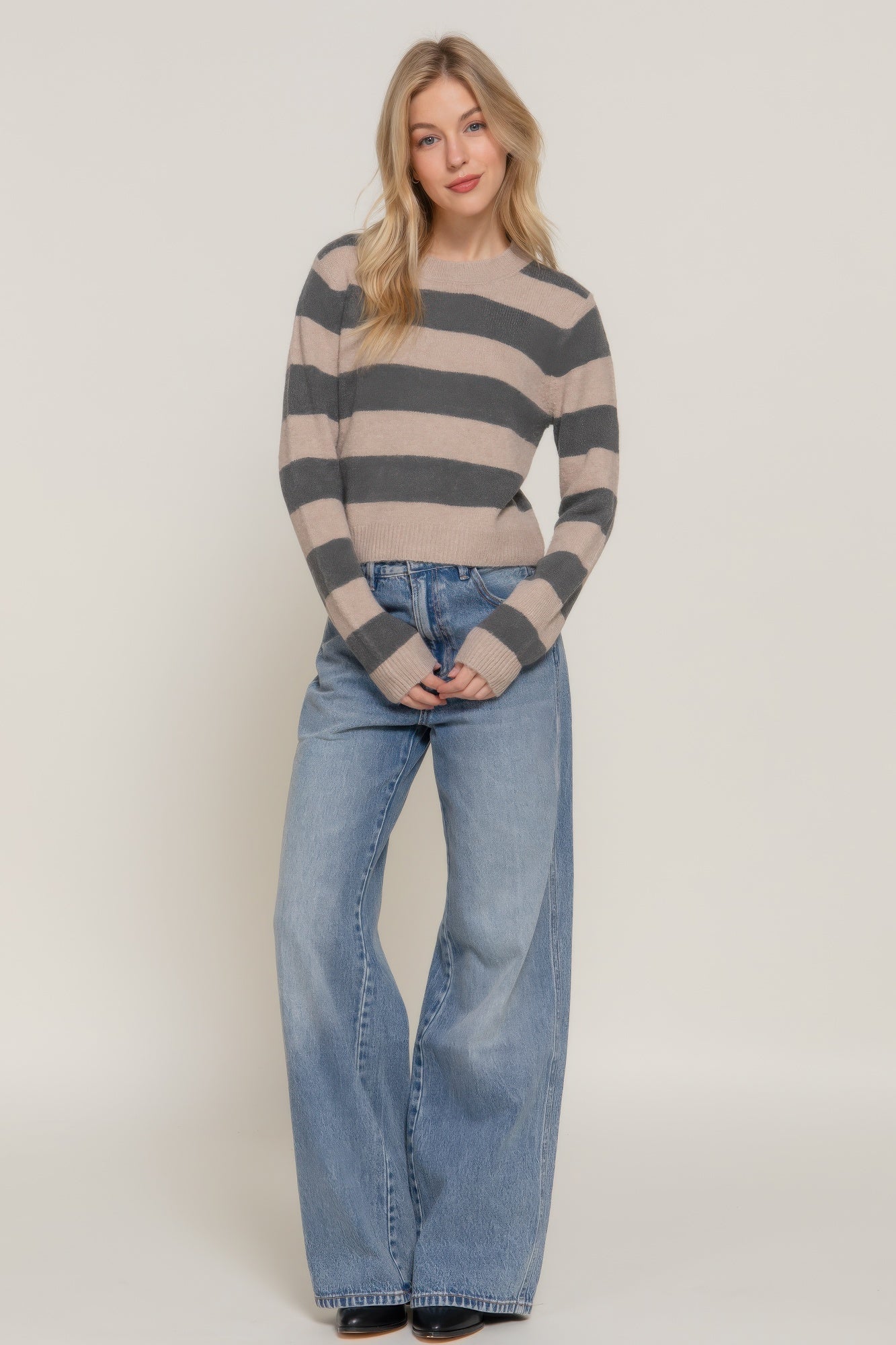 Women's Long Sleeve Crew Neck Stripe Comfy Pullover Sweater
