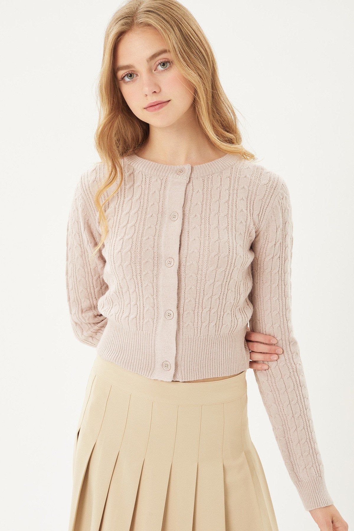 Women's Long Sleeve Round Neck Cable Knit Cropped Button-Down Cardigan Sweater