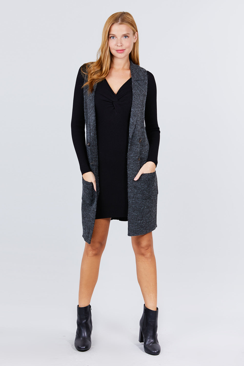 Women's Sleeveless Long Sweater Vest Notched Collar With Side Pocket