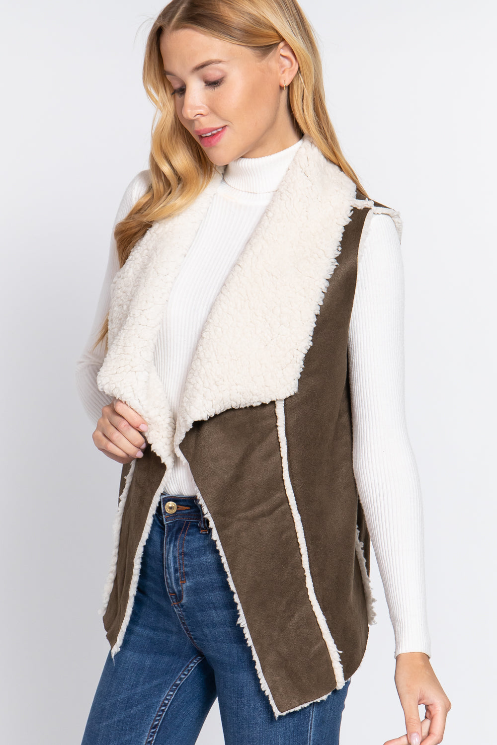 Women's Shawl Collar Raw Edge Faux Suede Fur Bonded Vest (Olive)