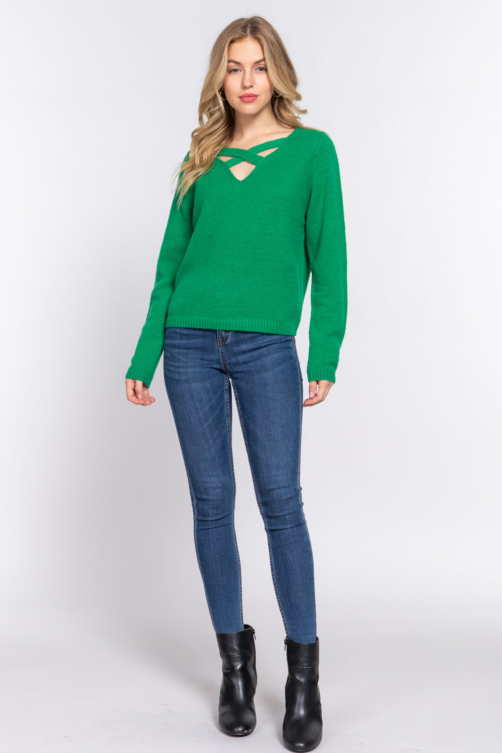 Long Sleeve X Strap V-neck Pullover Soft Sweater - Green
