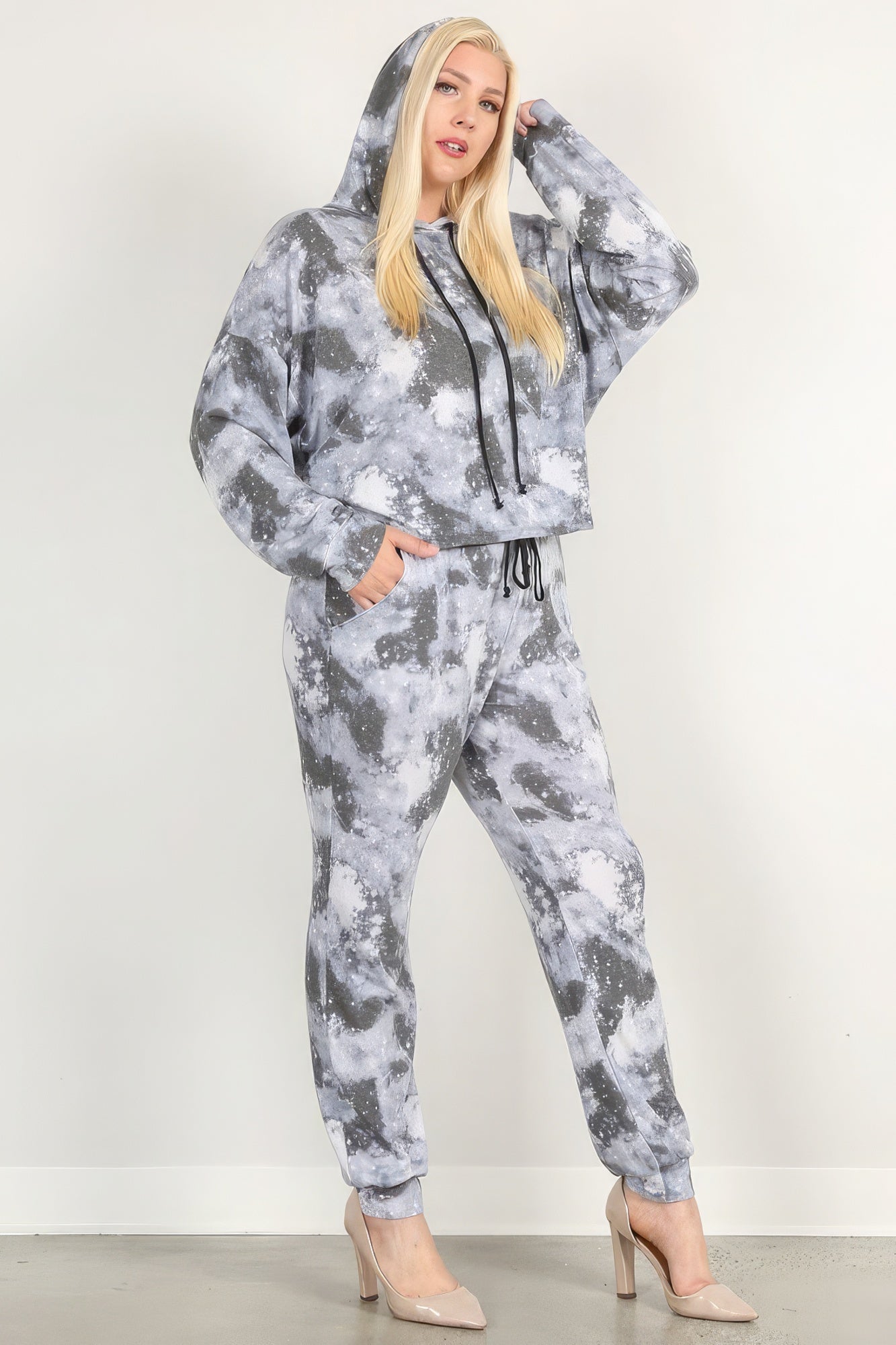 Women Plus Tie Dye Print Pullover Hoodie Sweatshirt & Sweatpants Set (1X,2X,3X)