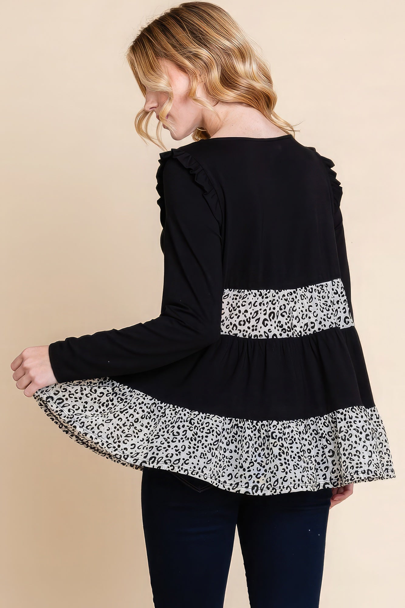 Women's Round Neck Tiered Top Velvet Animal Print Long Sleeve Soft T-Shirt