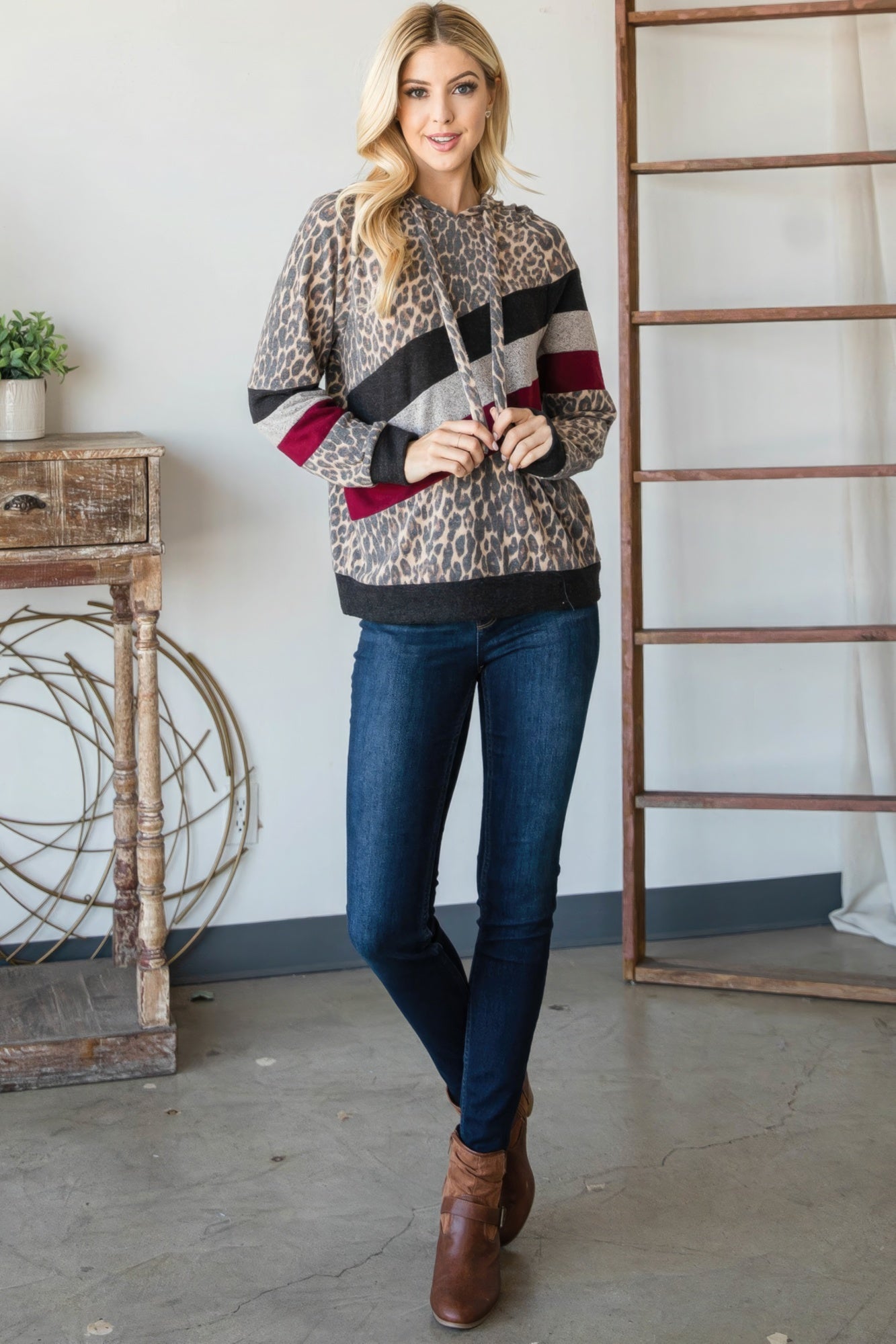 Women's Cozy Hoodie Washed Leopard Print Pullover Sweatshirt Casual Long Sleeve