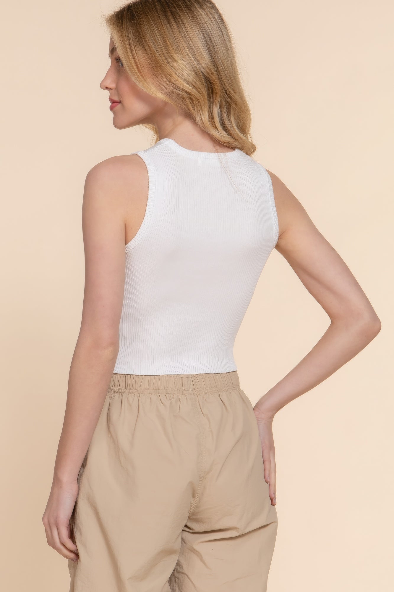 Women's Sleeveless Round Neck Tank Top Contrast Sheer Fabric Combination Knit