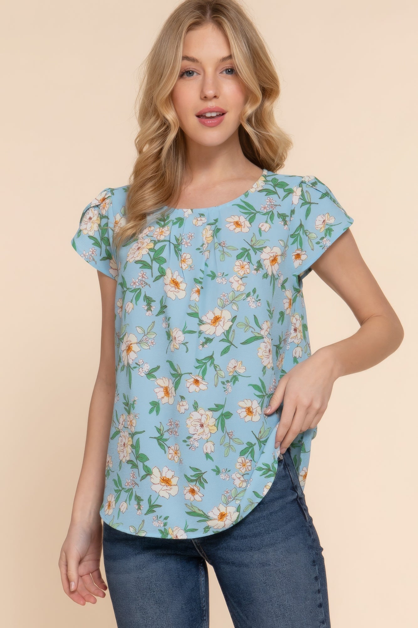Women's Short Tulip Sleeve Woven Top Round Neck Pleats Printed Soft Blouse Shirt