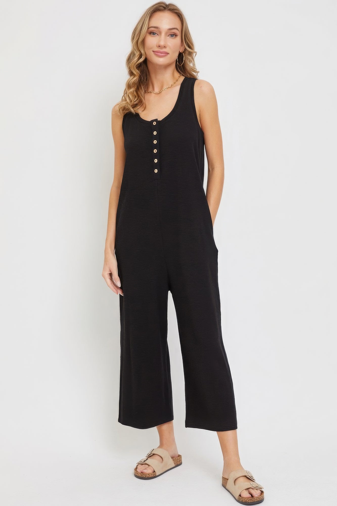 Women's Scoop Neck Buttondown Wide-leg Jumpsuit Sleeveless Pocket Loose Lounge