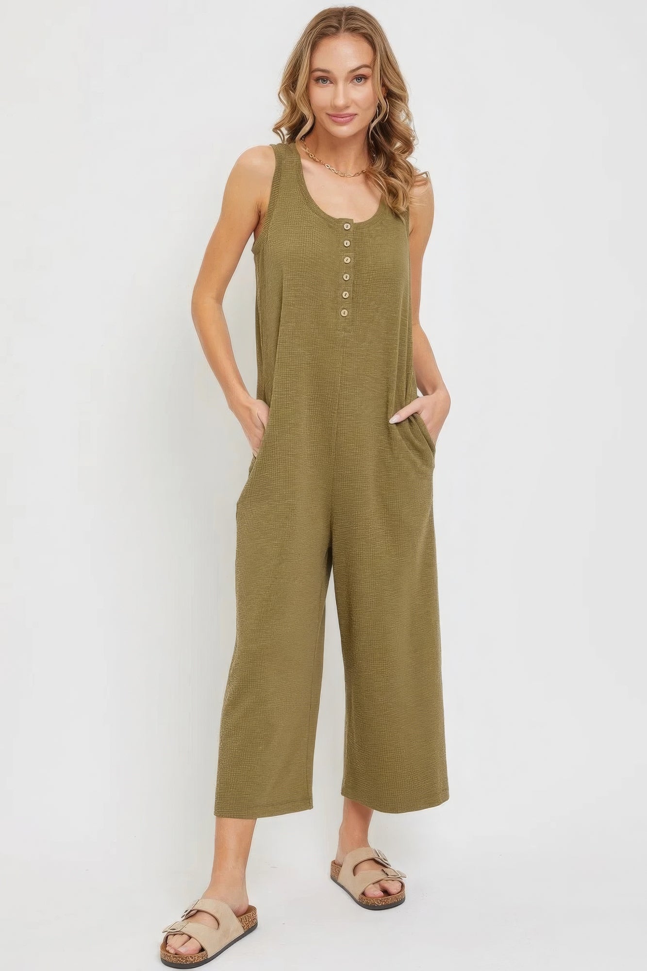 Women's Scoop Neck Buttondown Wide-leg Jumpsuit Sleeveless Pocket Loose Lounge