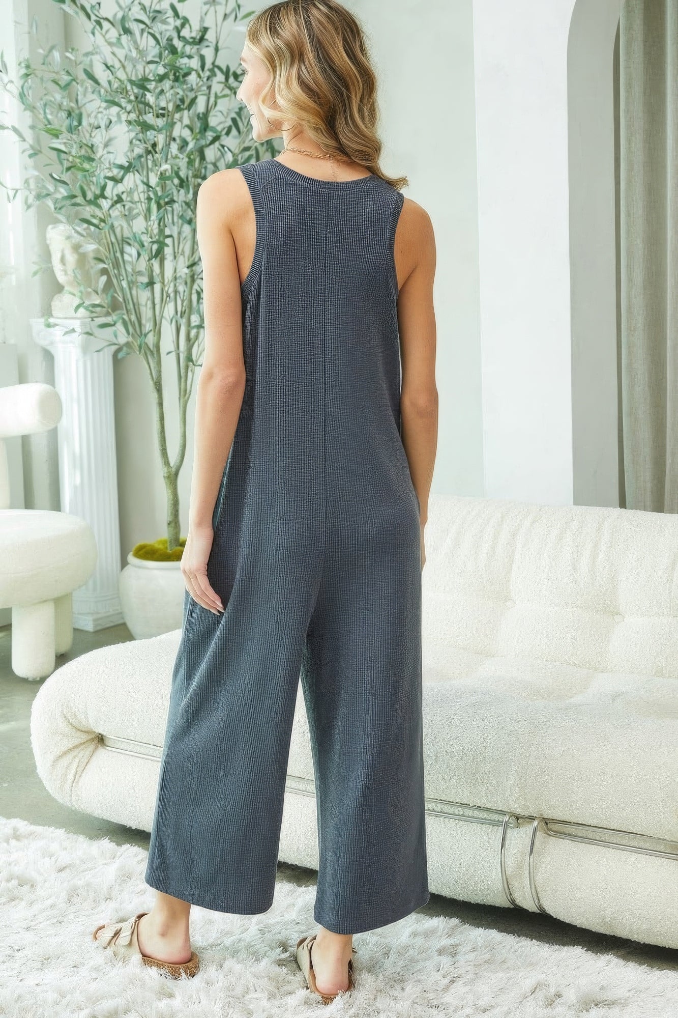 Women's Scoop Neck Buttondown Wide-leg Jumpsuit Sleeveless Pocket Loose Lounge